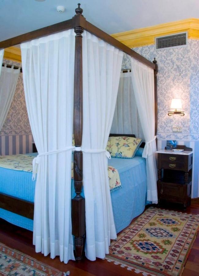Hotel Palacete Real Villamayor  Extérieur photo