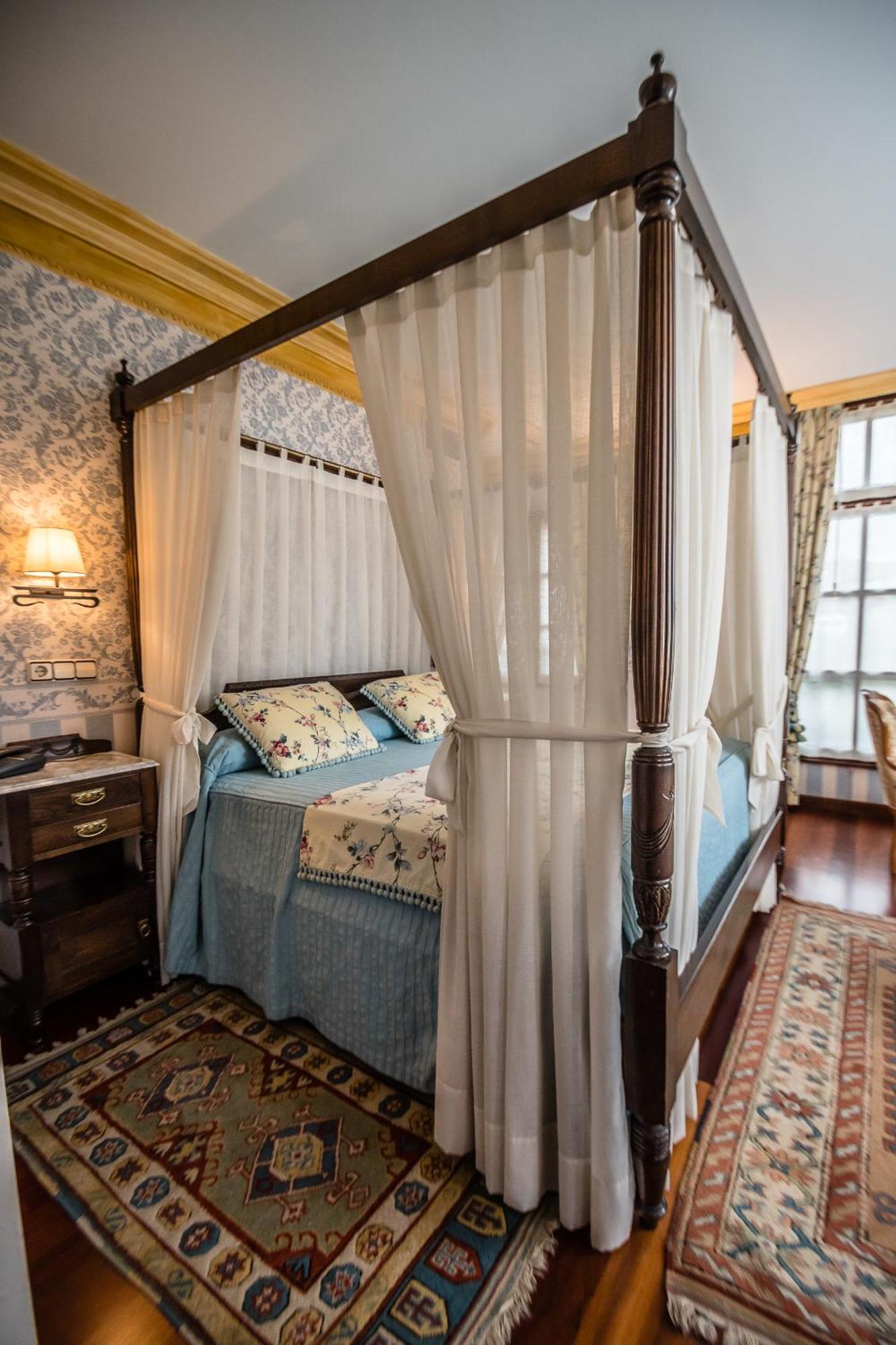 Hotel Palacete Real Villamayor  Extérieur photo